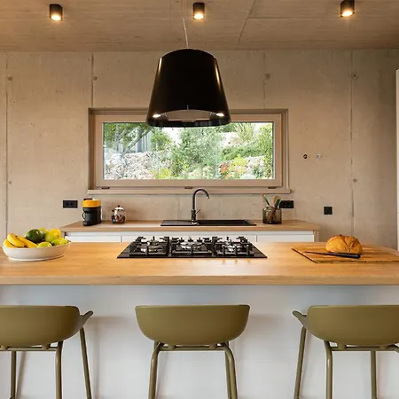 Tree - Immortella Villa Rabac